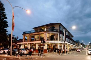 Coogee Bay Hotel, Sydney